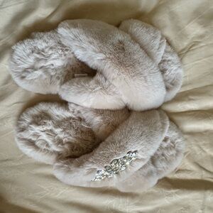 Express bed slippers crystal looking design